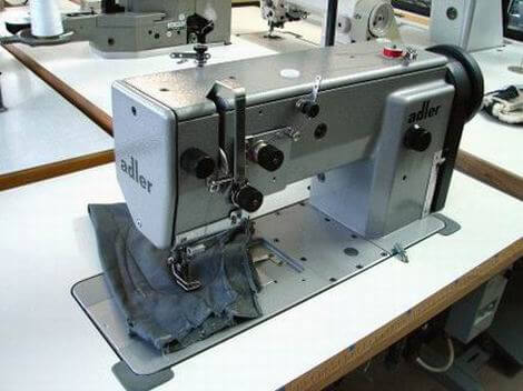 maszyna do szycia ADLER 467